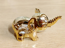 ������ � ������������ Swarovski, 7.5*4*4.5��