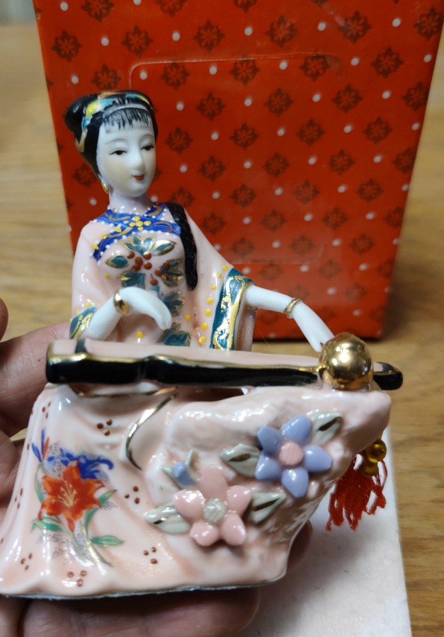 Статуэтка Гейша 10х11х4см