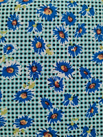 Кошибо Ромашки синие на голубом фоне