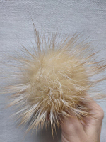 Помпон из меха енота, 18см