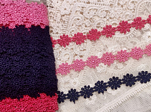 Кружево 10мм ромашки розовые (за 1см)