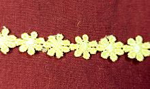 Кружево 10мм ромашки нежно желтые (за 1см)