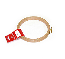 Пяльцы круглые с замком, высота обода 18 мм, диаметр 25 см