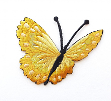 Термоаппликация бабочка бежевая, 73 х 63 мм